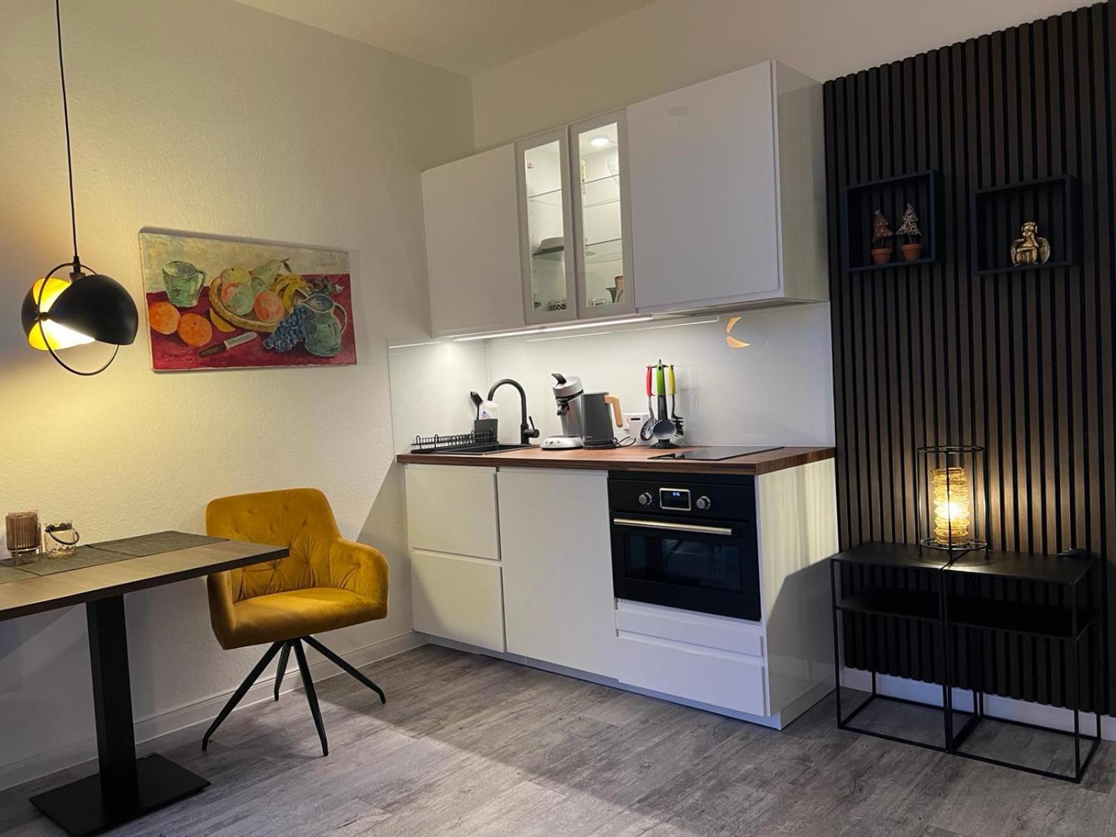 Apartment Laluna Modernes Wohnstudio Mit Balkon Im Herzen Von