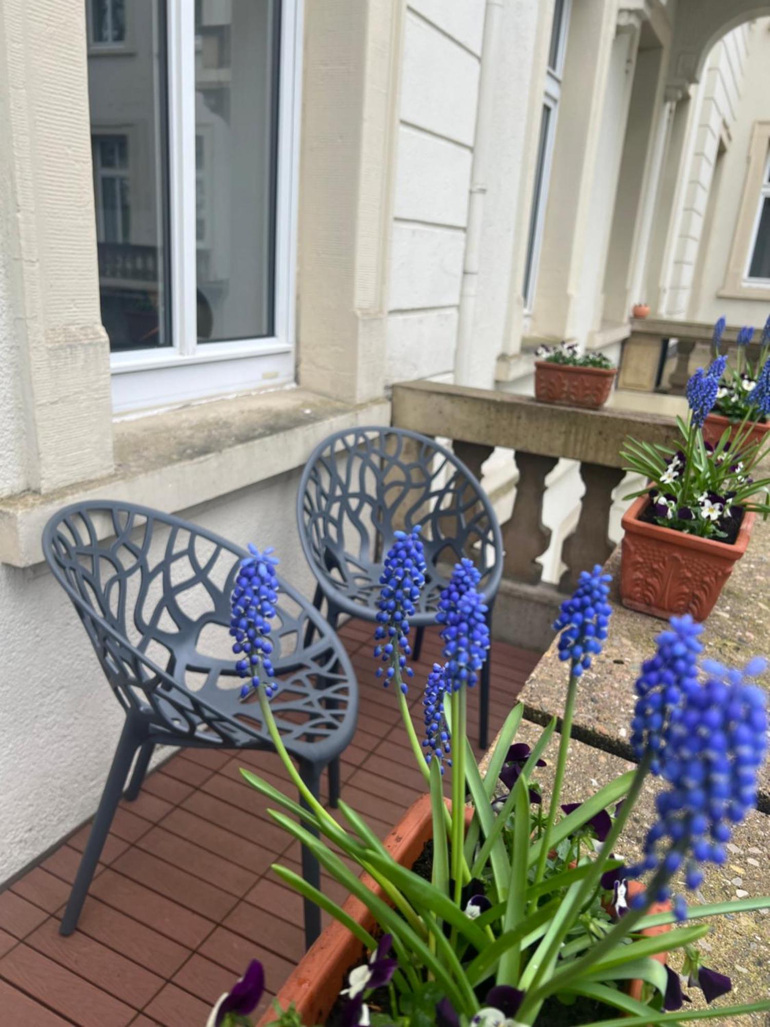 Laluna Modernes Wohnstudio Mit Balkon Im Herzen Von